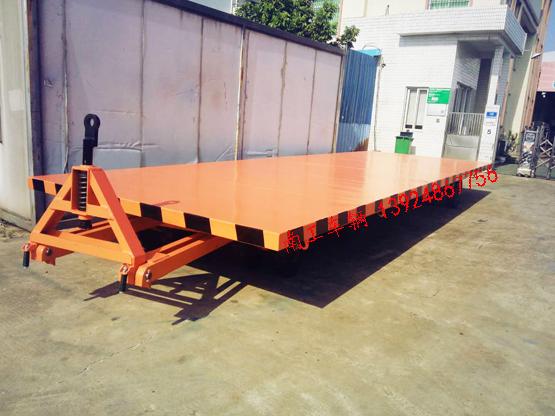 10吨星空体育登录入口(官方)网站/网页版登陆入口 8个实心胎全挂车