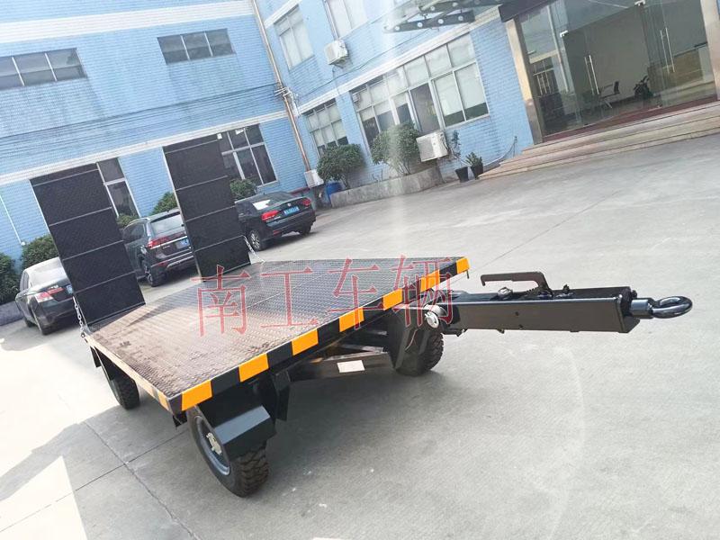 3吨带爬梯工业牵引星空体育登录入口(官方)网站/网页版登陆入口