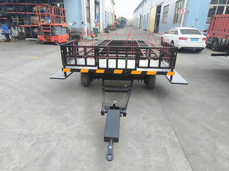 5.5吨牵引式星空体育登录入口(官方)网站/网页版登陆入口带小箱子