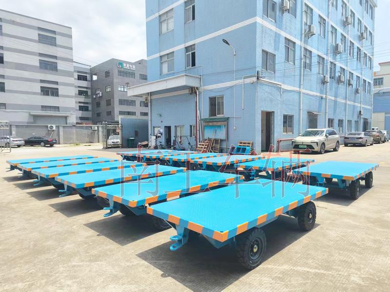 3吨全挂式牵引星空体育登录入口(官方)网站/网页版登陆入口可拆护栏