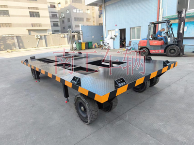 10吨预制方舱星空体育登录入口(官方)网站/网页版登陆入口 拖车底盘2I.jpg