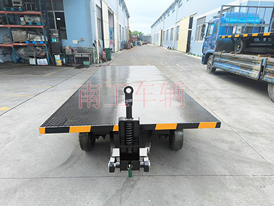 5吨全挂式星空体育登录入口(官方)网站/网页版登陆入口 移动拖车底盘2I.jpg