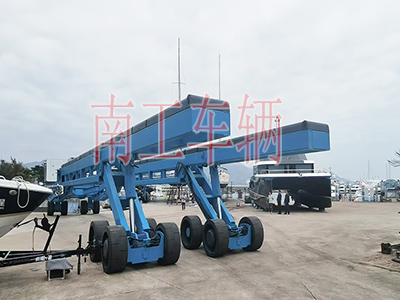 100吨重型游艇拖车 船艇拖车3I.jpg