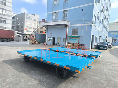 4吨牵引星空体育登录入口(官方)网站/网页版登陆入口 全挂式工具拖车3I.jpg