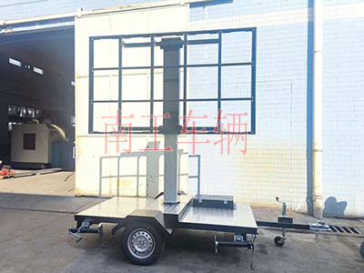 0.2吨LED广告拖车黑色 自动旋转款1I.jpg