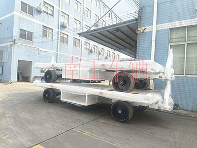35吨双牵引重型星空体育登录入口(官方)网站/网页版登陆入口 白色6I.jpg